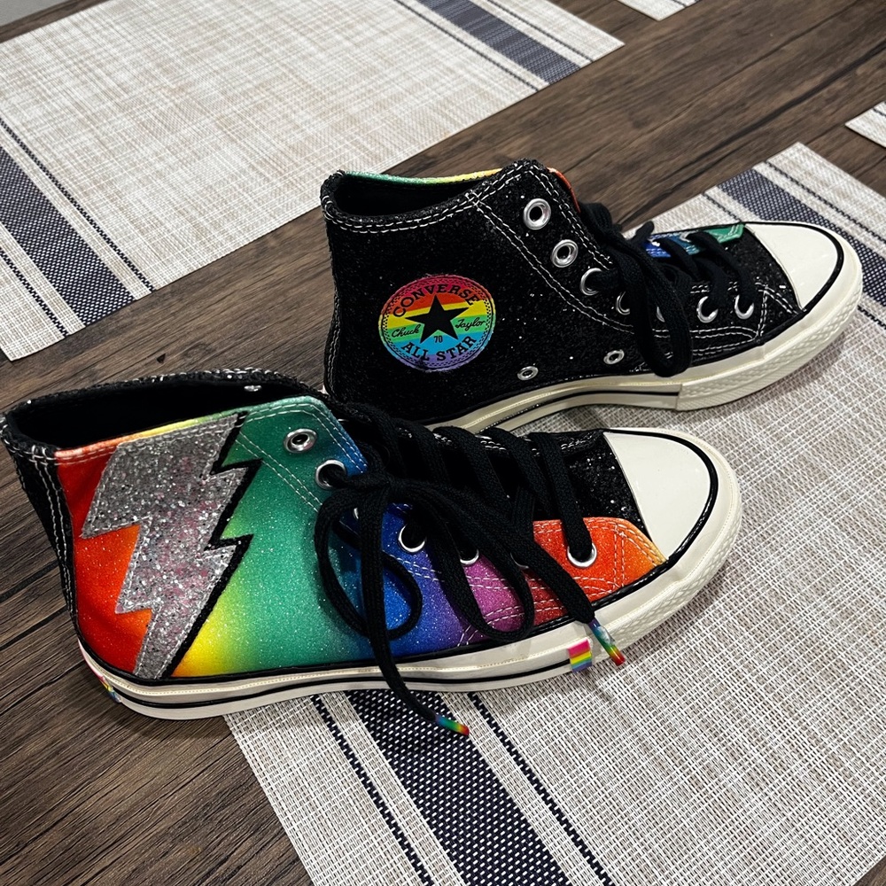 CONVERSE CHUCK TAYLOR ALL STARS 70’s hi top pride size 7 woman’s NWOT
